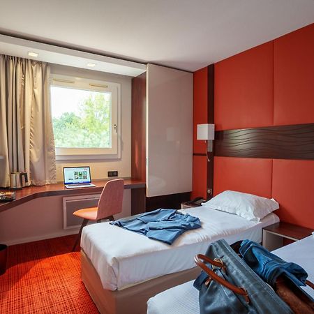 คีรัดแนนเตสซูด-โบย่าแอโร่พอร์ต Hotel Bouaye ภายนอก รูปภาพ