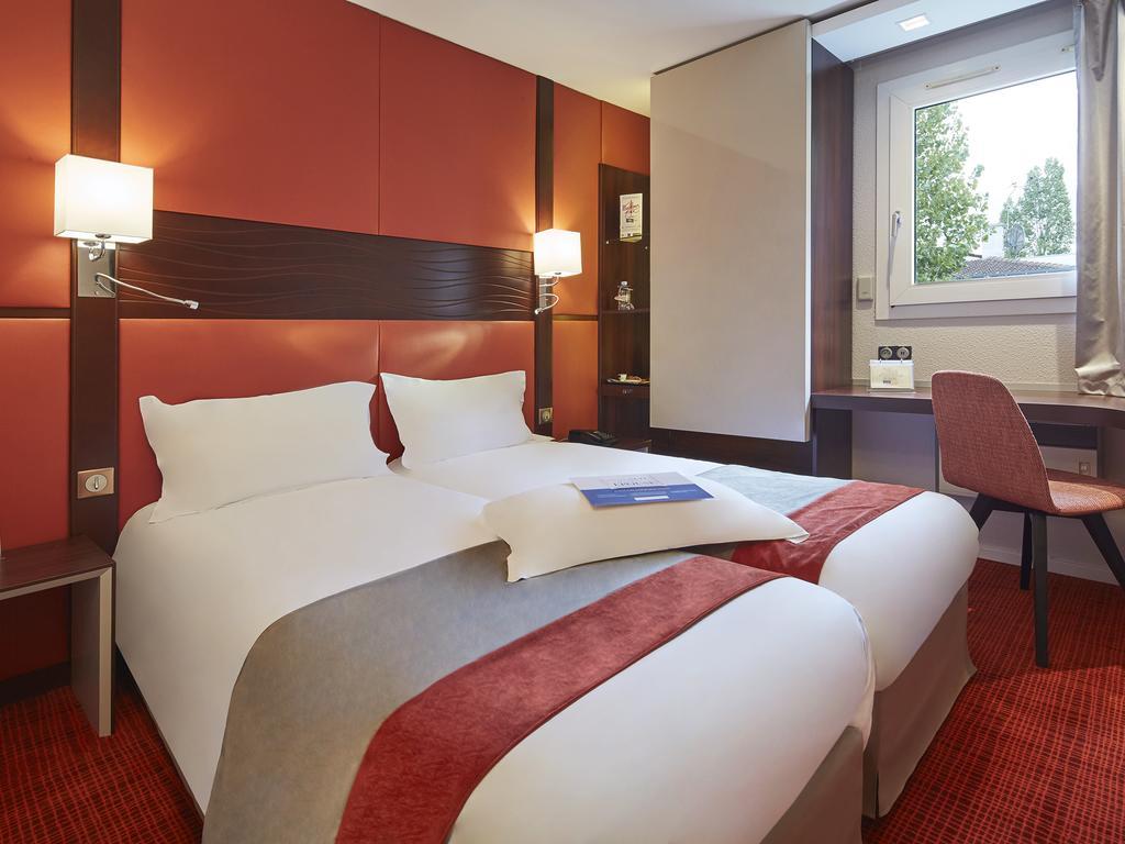 คีรัดแนนเตสซูด-โบย่าแอโร่พอร์ต Hotel Bouaye ภายนอก รูปภาพ